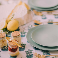 10 In. Trend Eucalyptus Plates | 10 Count