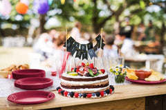 7 In. Burgundy Plastic Plates | 50 Count