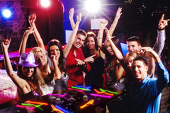 Heavy Duty Neon Plastic Knives - 7.75 in. | 120 Count