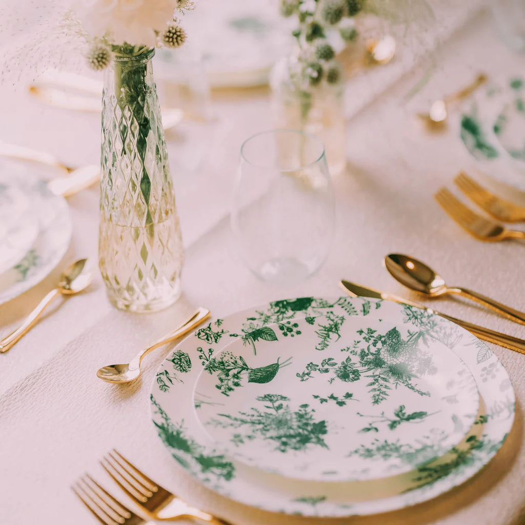 Exquisite Classic Gold Plastic Spoons | 20 Count