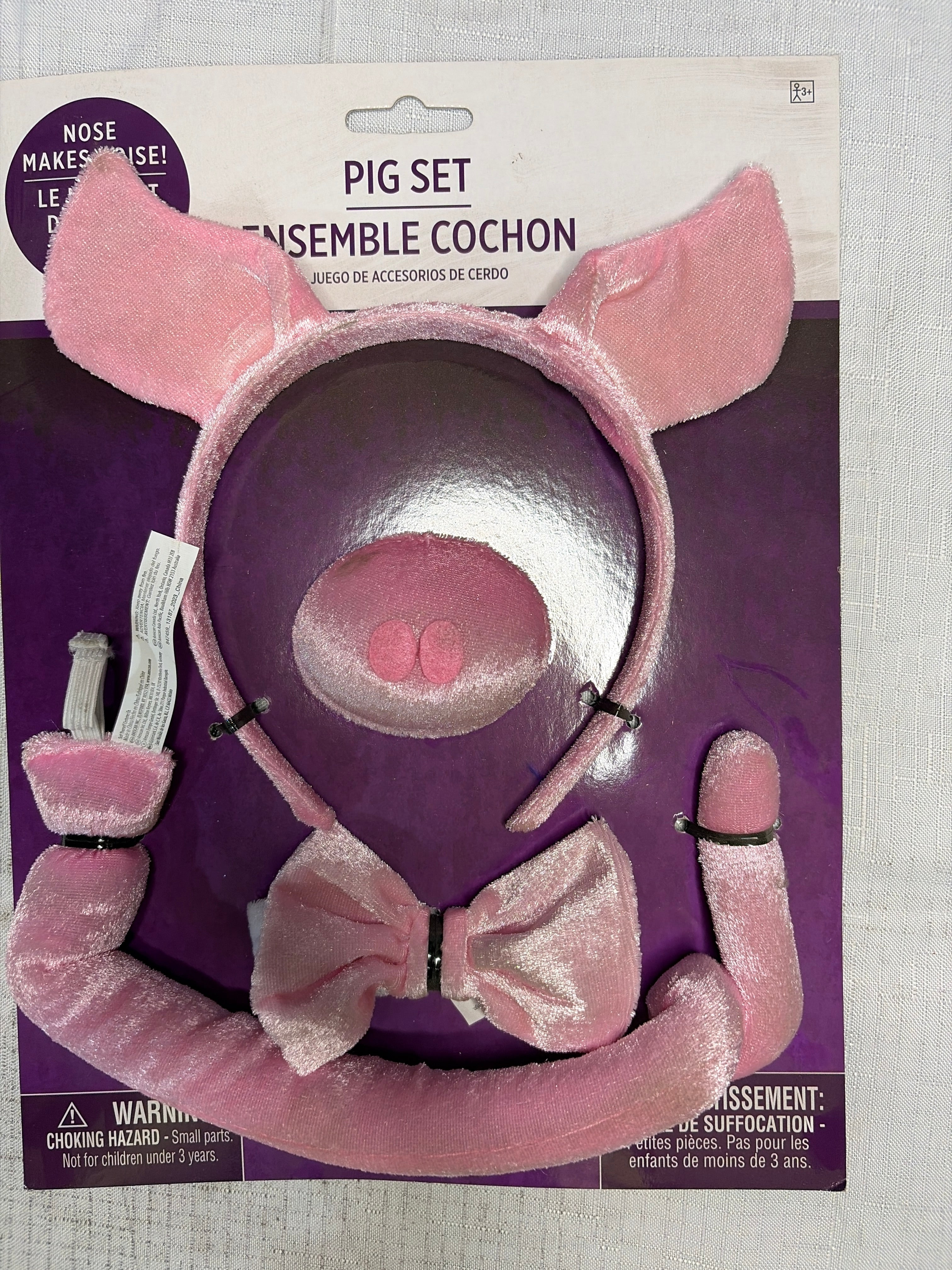Kids' Pig Sound Costume Kit with Headband, Bow Tie, Tail & Nose - One Size