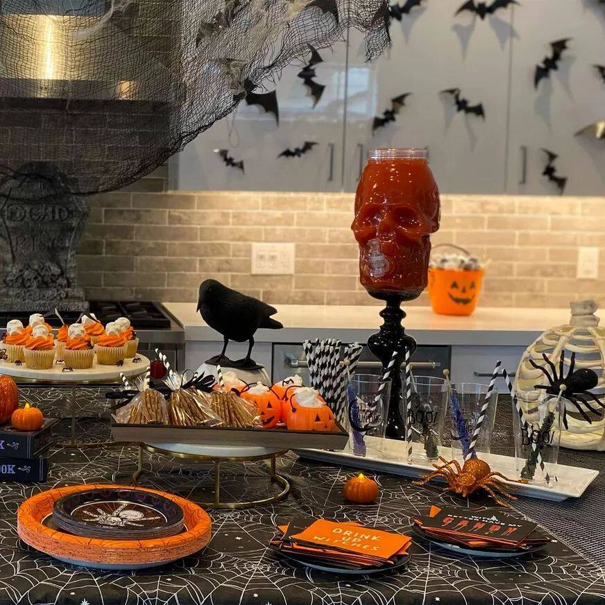 Spooky Spider Web Flannel-Backed Halloween Table Cover