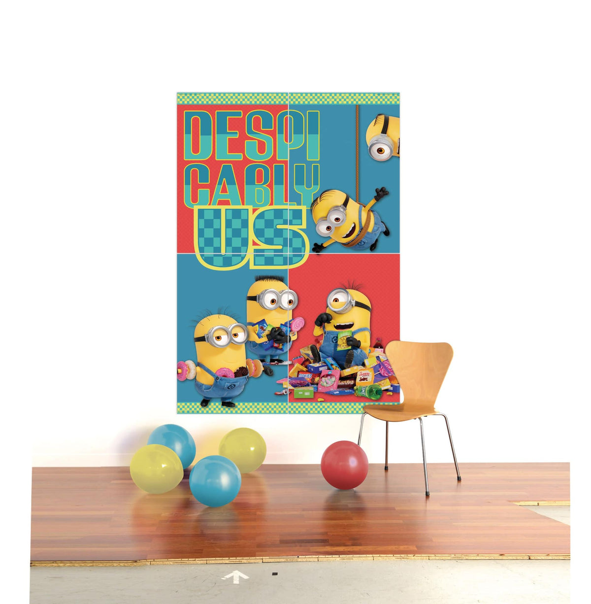 Despicable Me Minion Scene Setter Kit with Photo Props