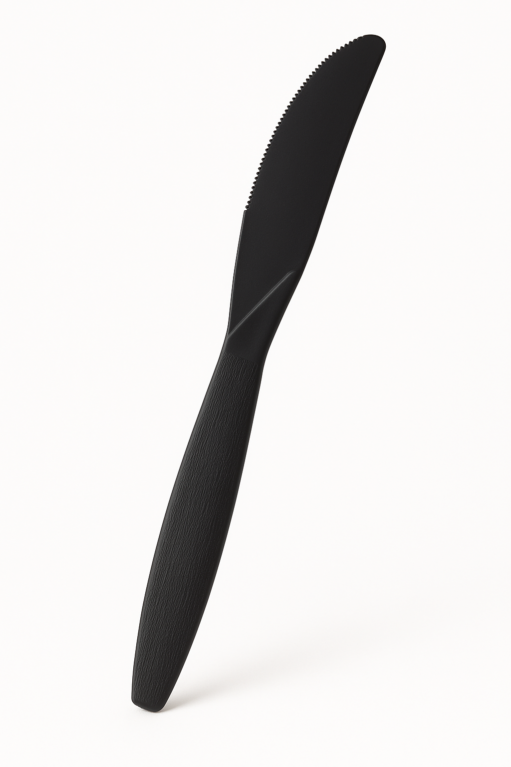 Black Plastic Knives - 16 Count