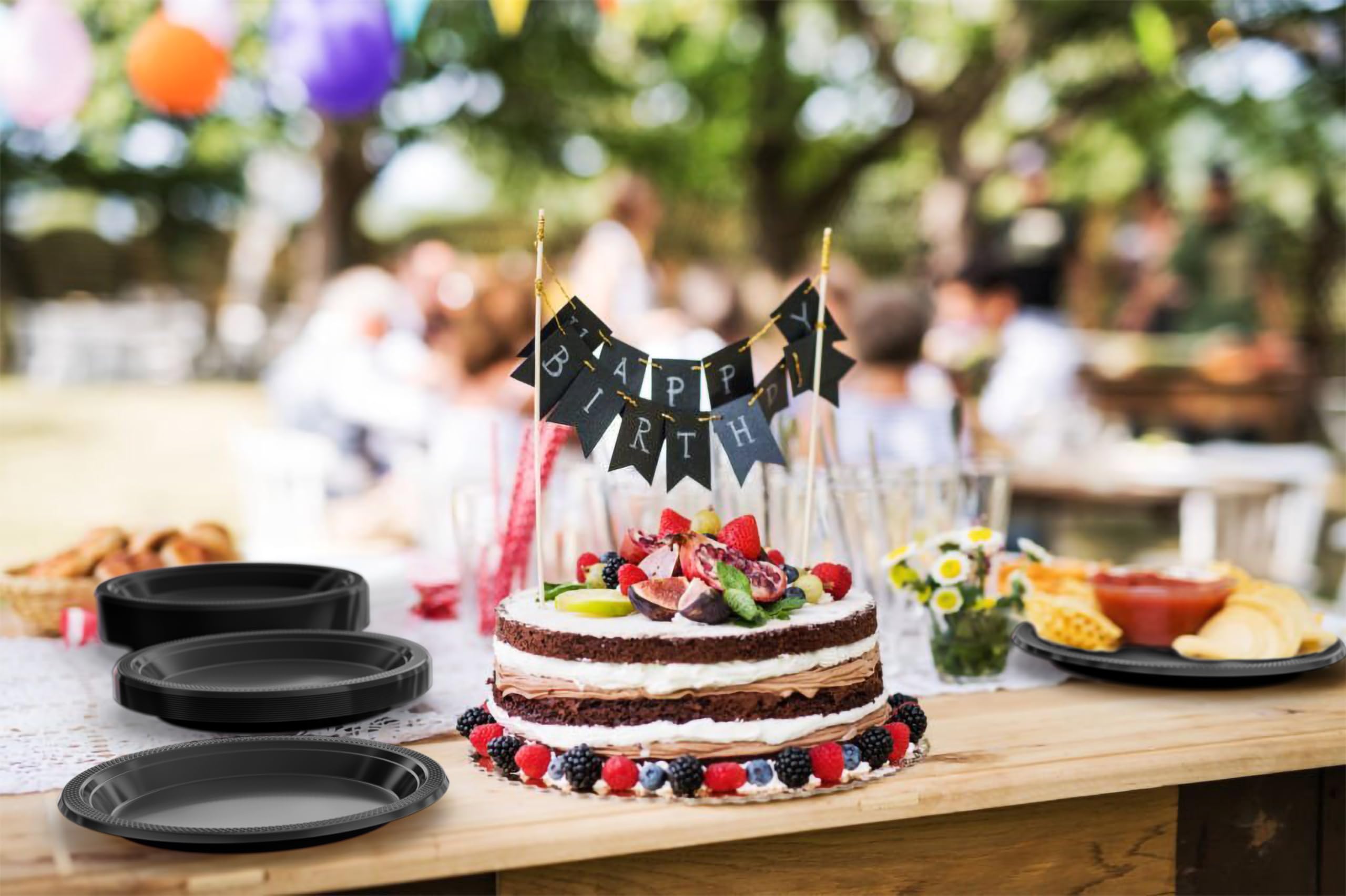 7 In. Black Plastic Plates | 50 Count