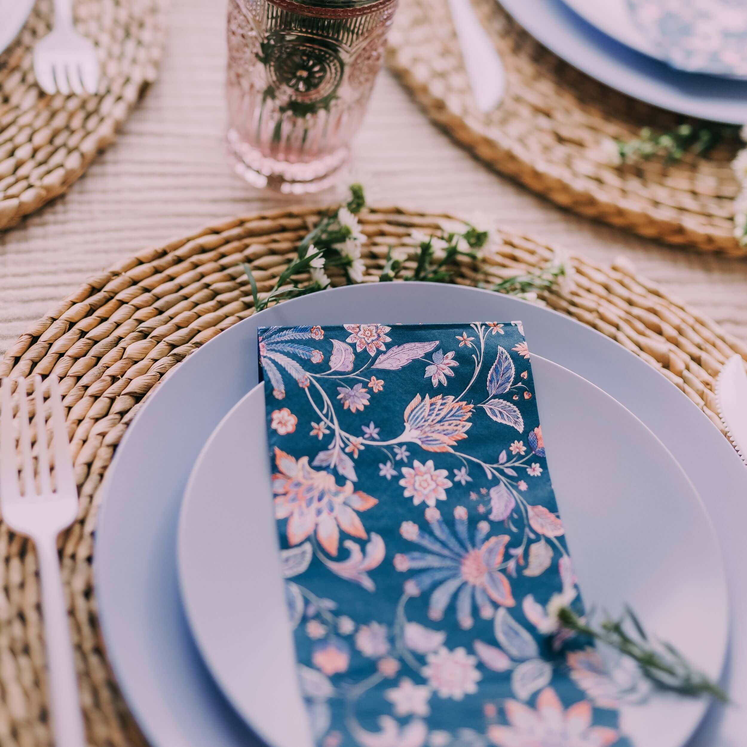 8 In. Chambray Blue Plastic Plates | 120 Count