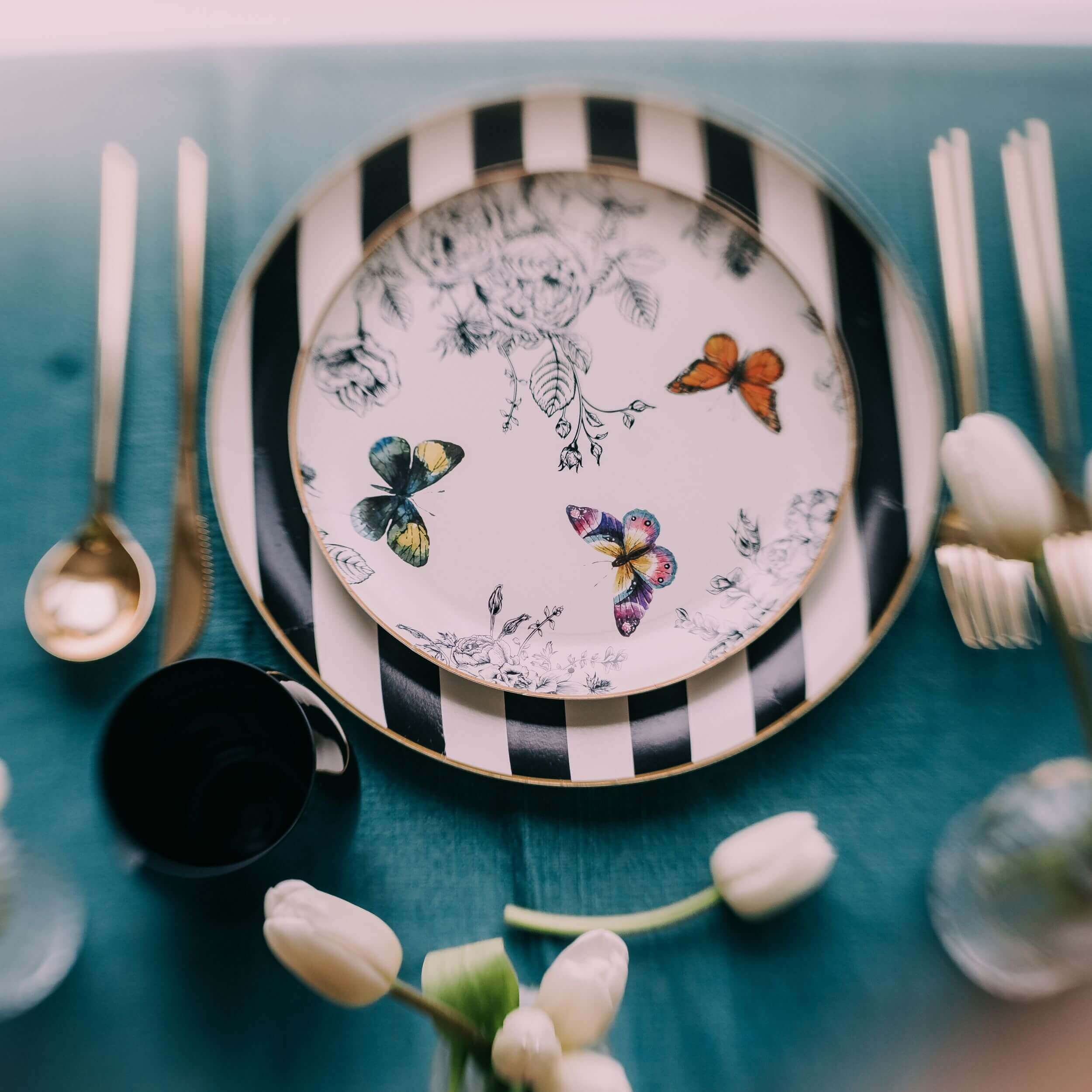 Earthtrends Monarch Design Paper Plates Combo Set 16/16