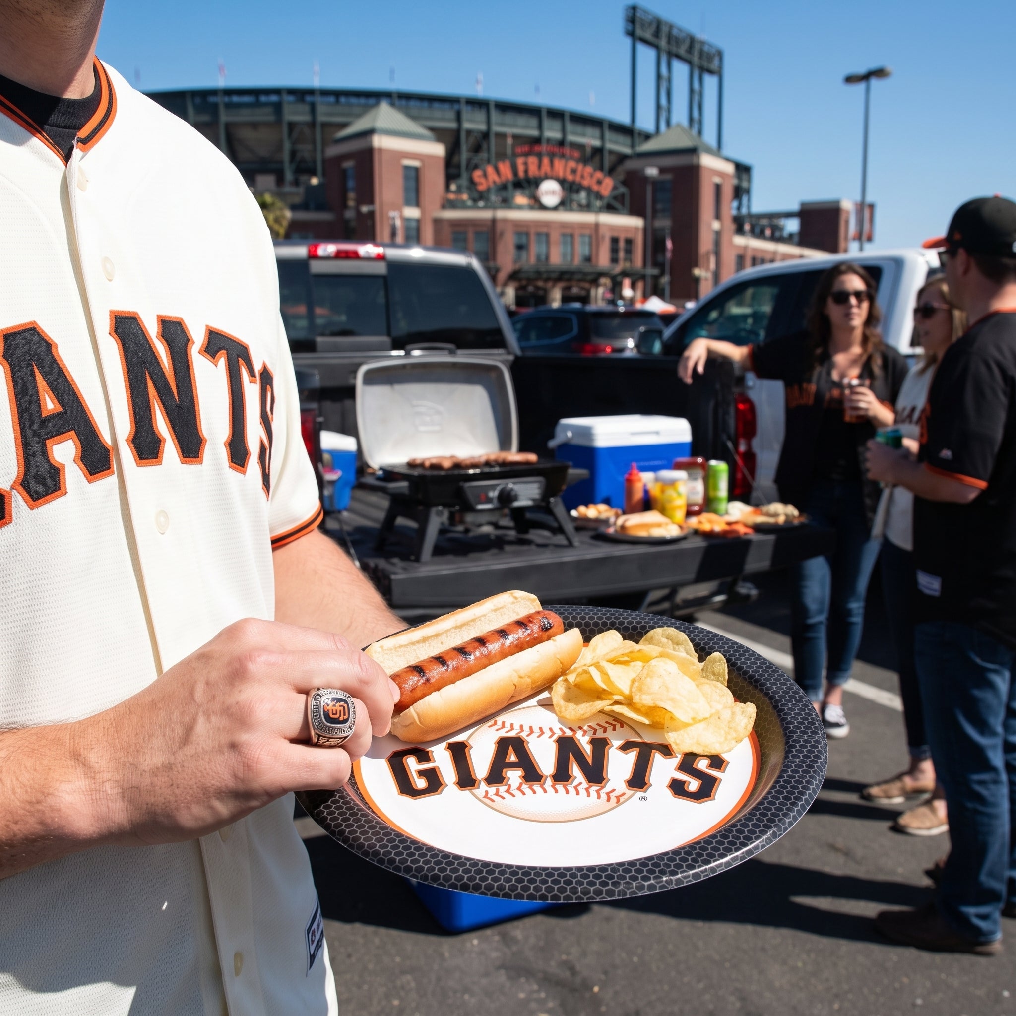 San Francisco Giants 9" Round Paper Plates