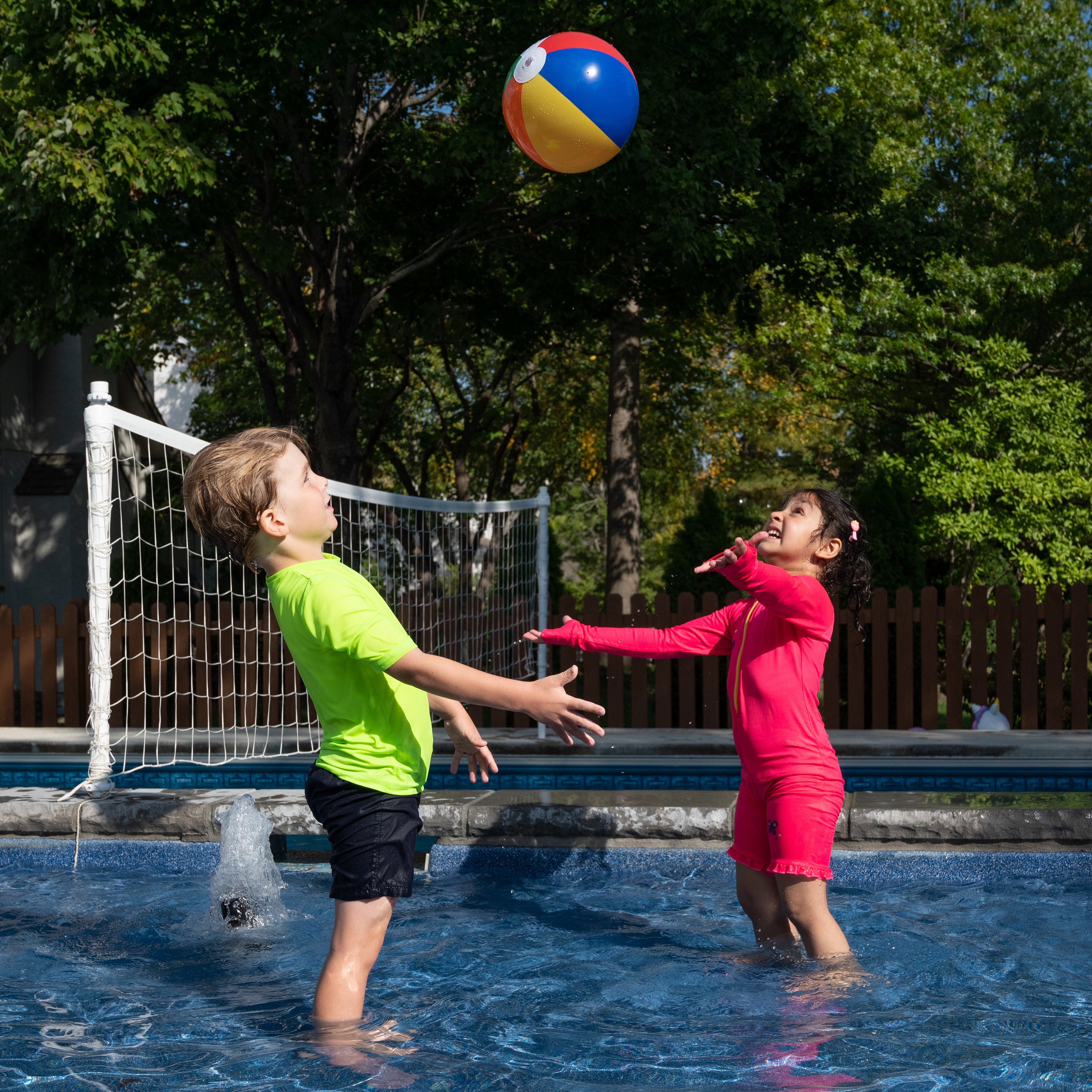 Beachball Inflates/6 In/ 5 In Diam - 12 Count