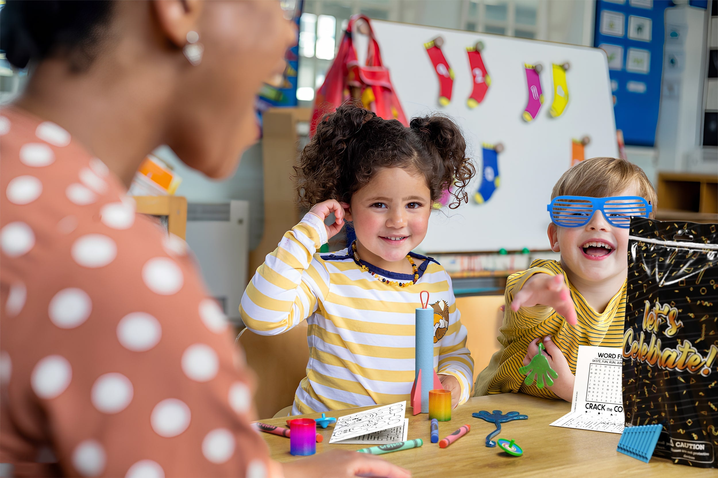 8 Piece Goody Bag - Let's Celebrate | 10 Count