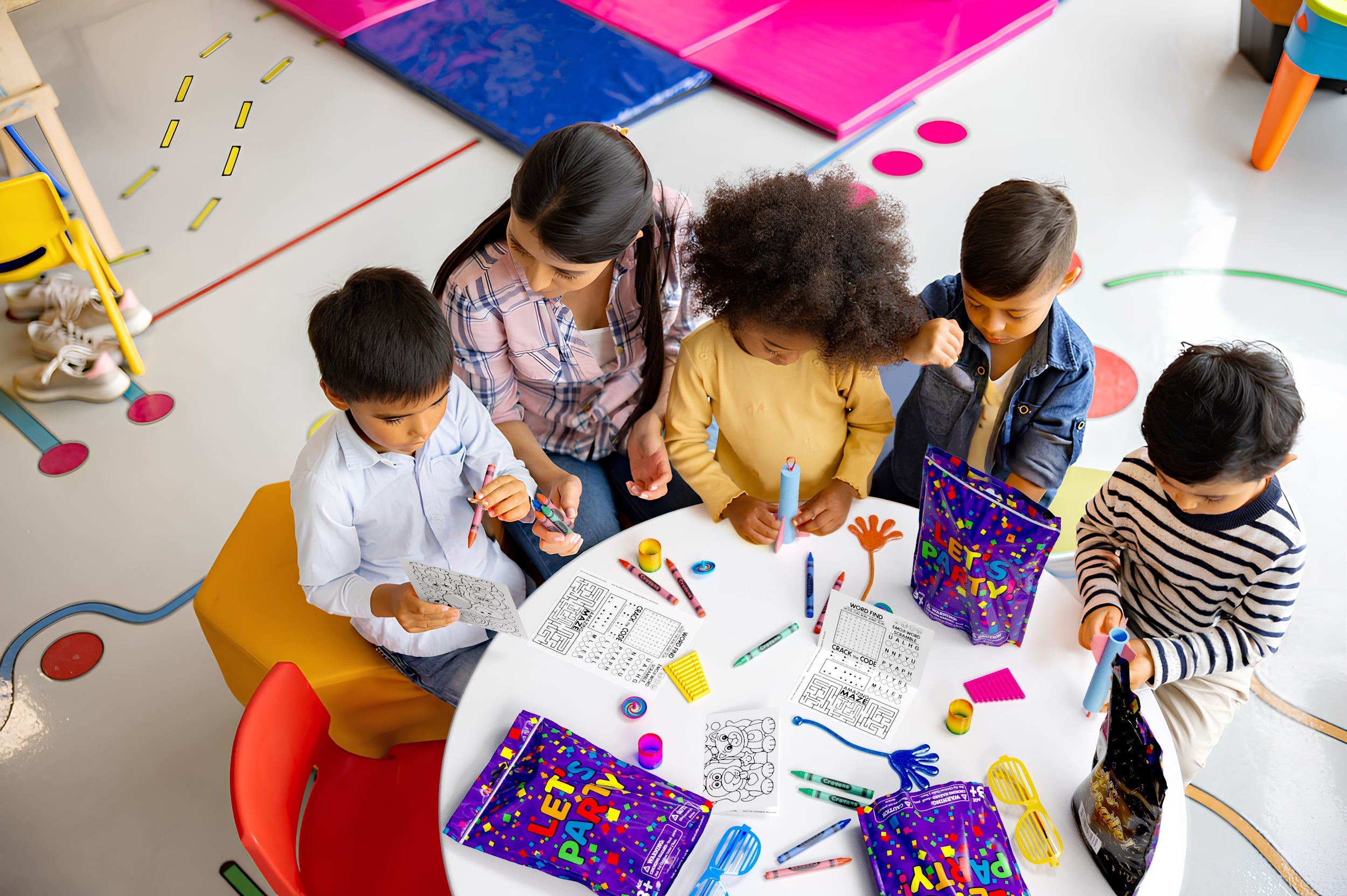 8 Piece Goody Bag -  Let's Party | 10 Count